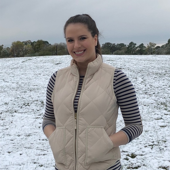 Meet your Posher, Danielle - Picture 1 of 1